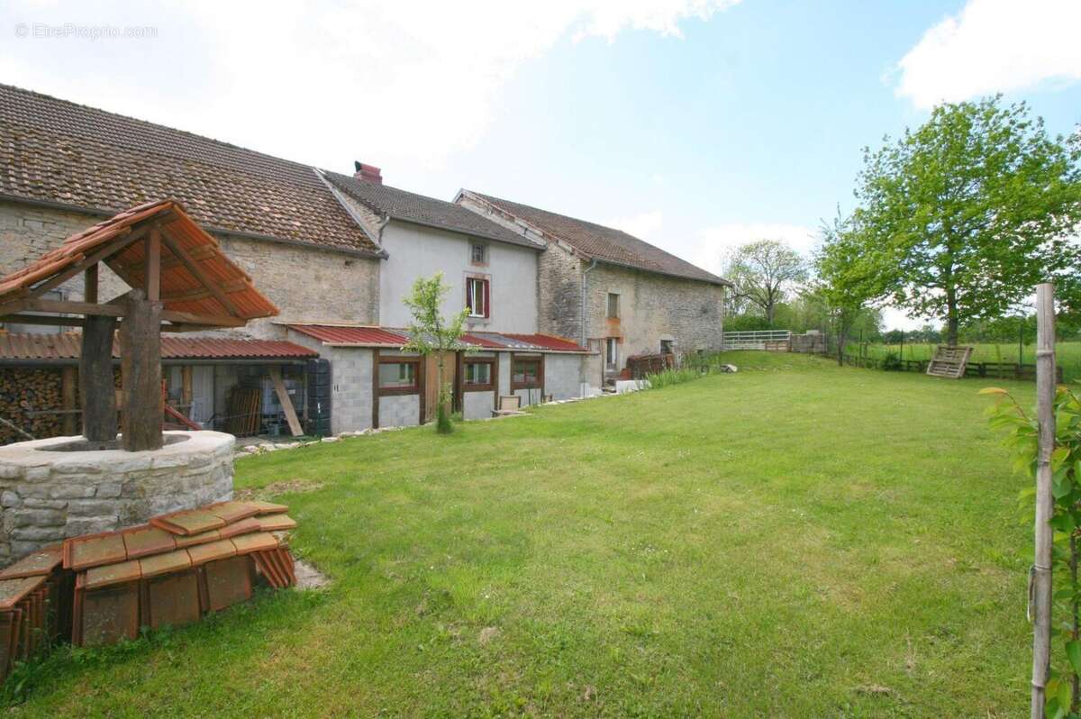 Photo 3 - Maison à CLAIRVAUX-LES-LACS