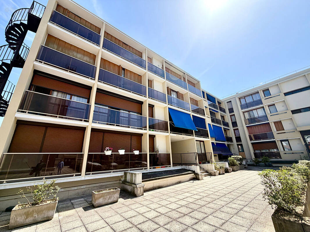Appartement à BEZONS