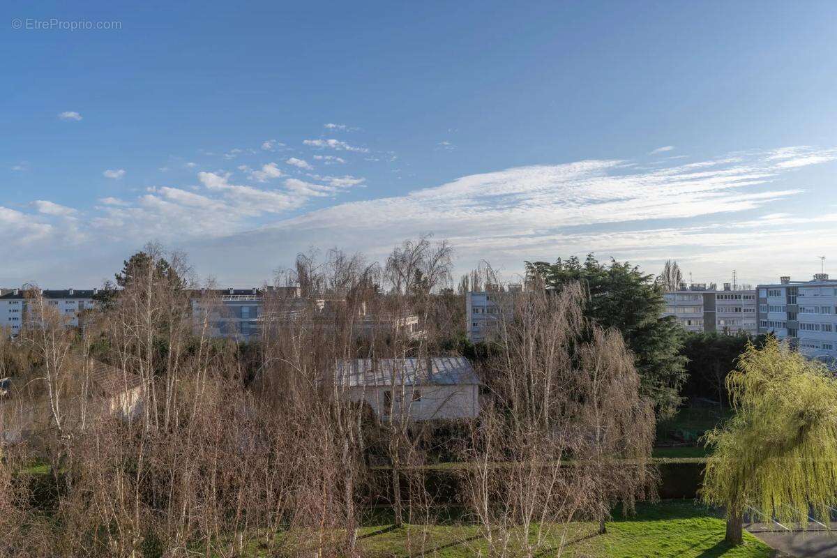 Appartement à BOIS-D'ARCY