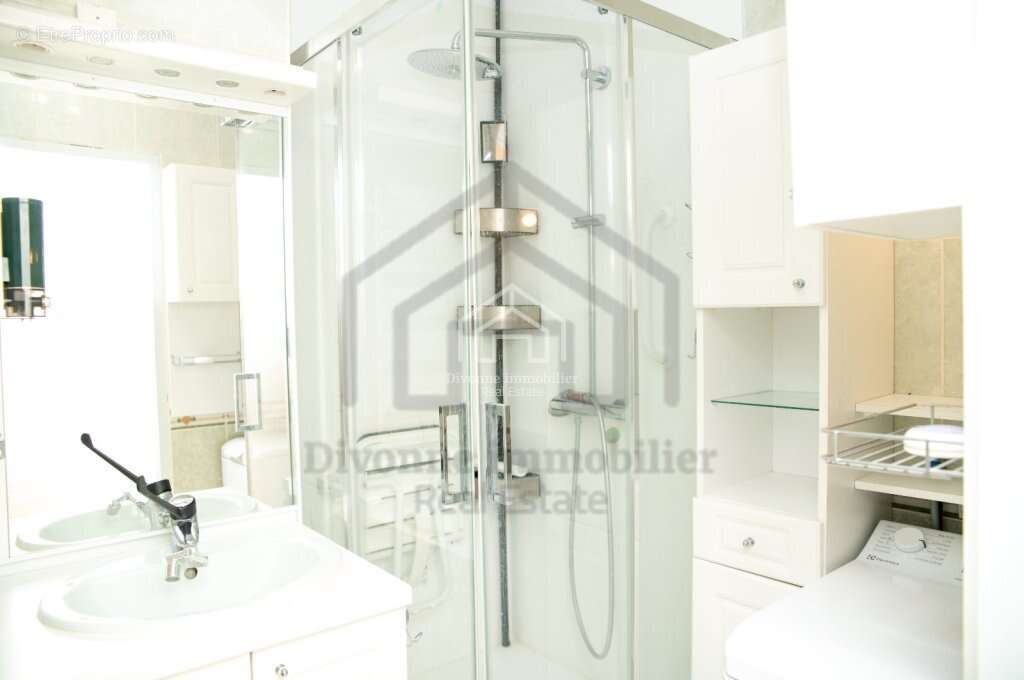 Appartement à DIVONNE-LES-BAINS