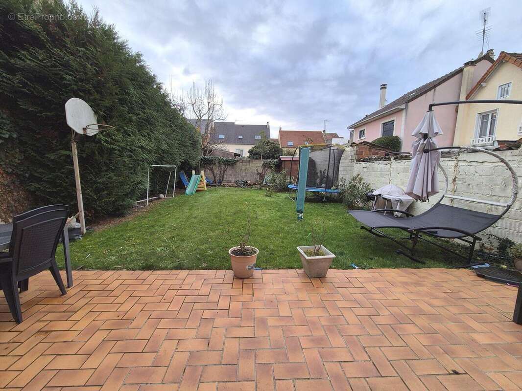 Maison à NOISY-LE-GRAND