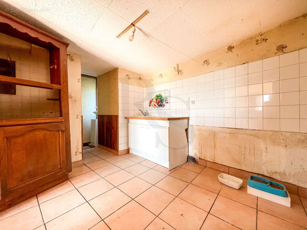 Maison à BELLOU-EN-HOULME