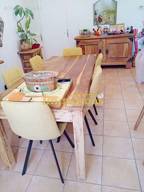 Maison à SAINT-LATTIER