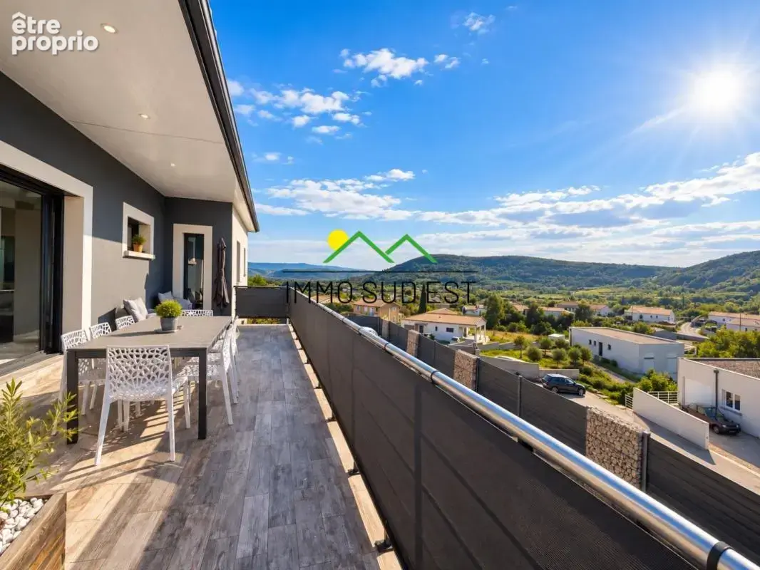 Villa contemporaine – 153 m² habitables – Appartement indépendant – Grand garage - photo 8