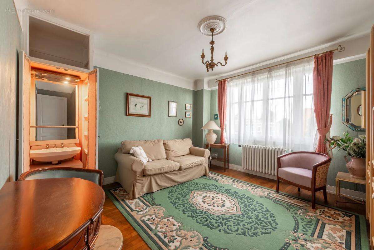 Maison à LAGNY-SUR-MARNE