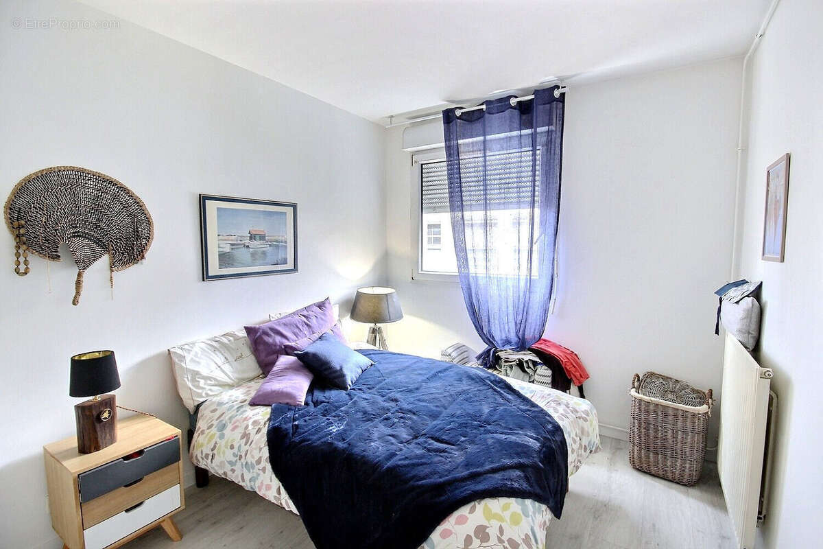 Appartement à FRESNES