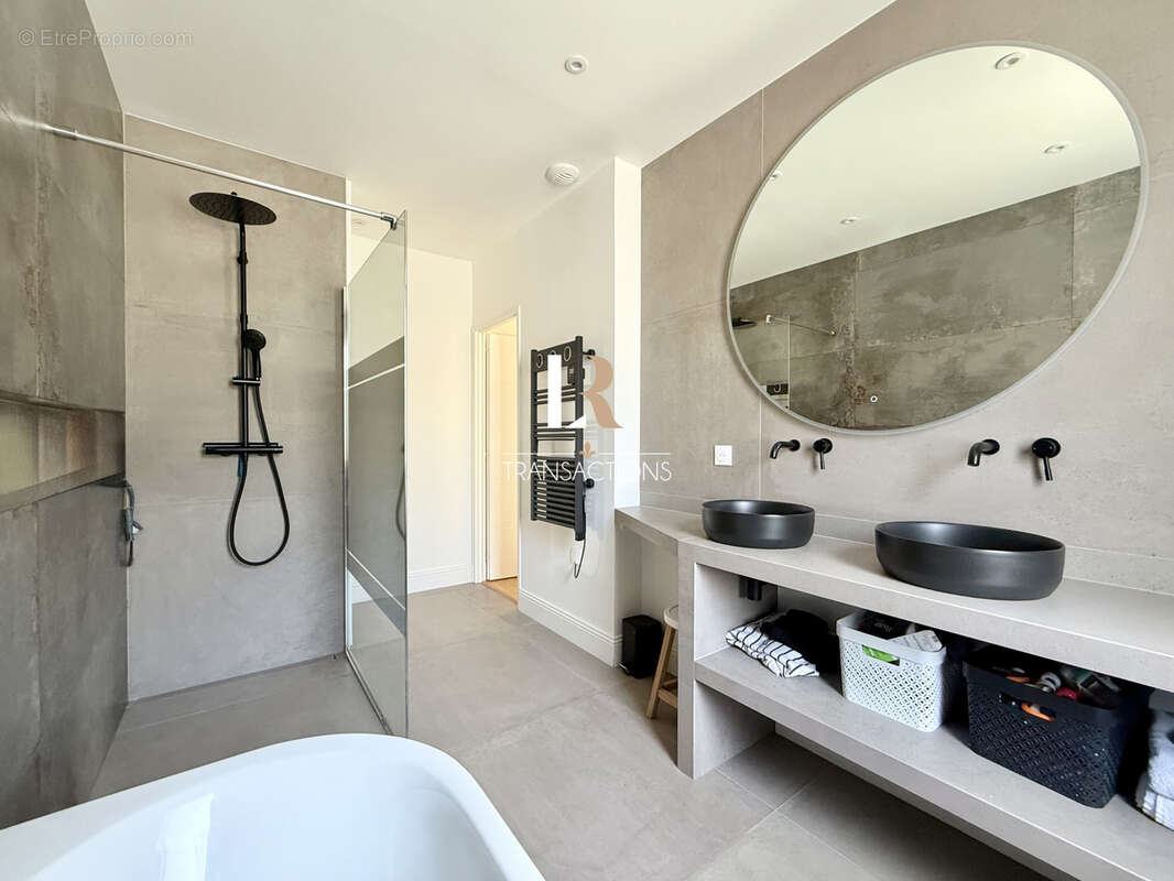 Maison à LA ROCHELLE