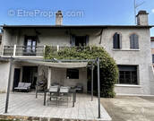 Maison à MOUMOUR