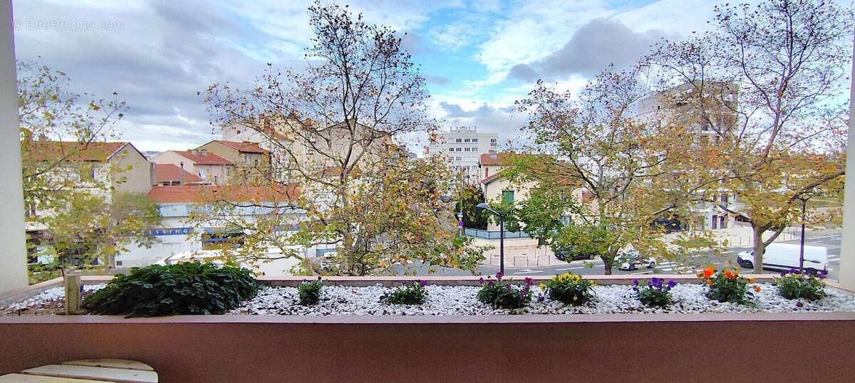 Appartement à LYON-8E