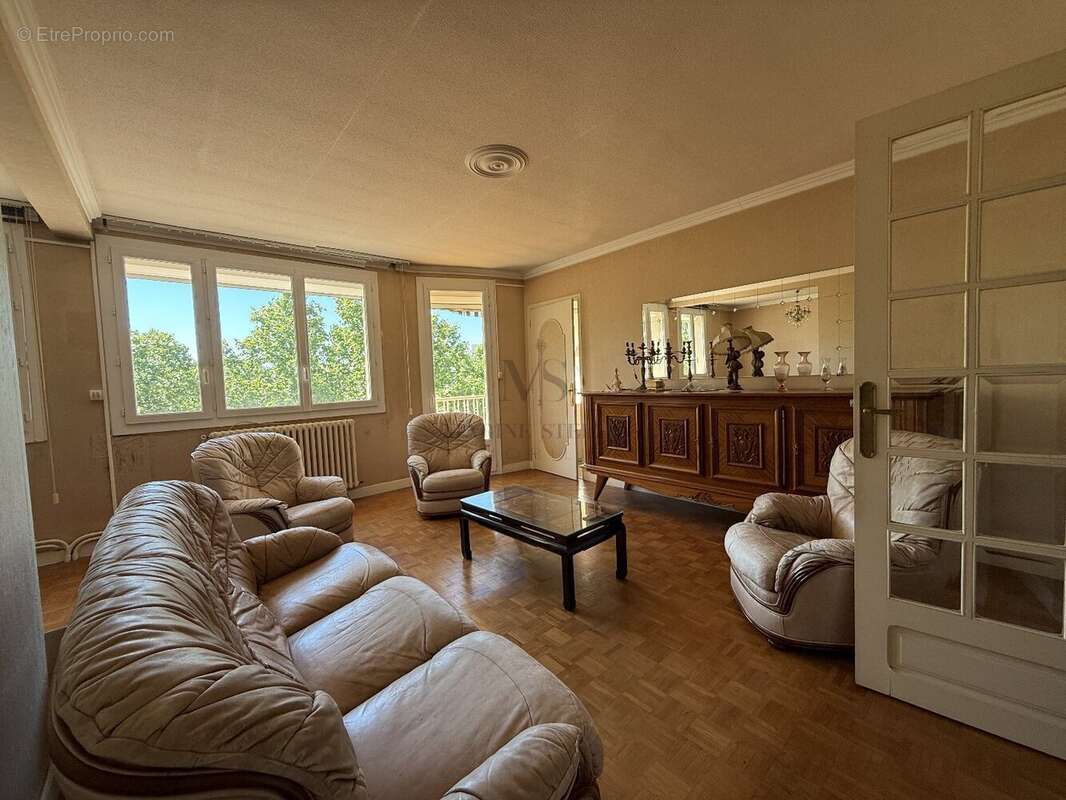Appartement à BEZIERS