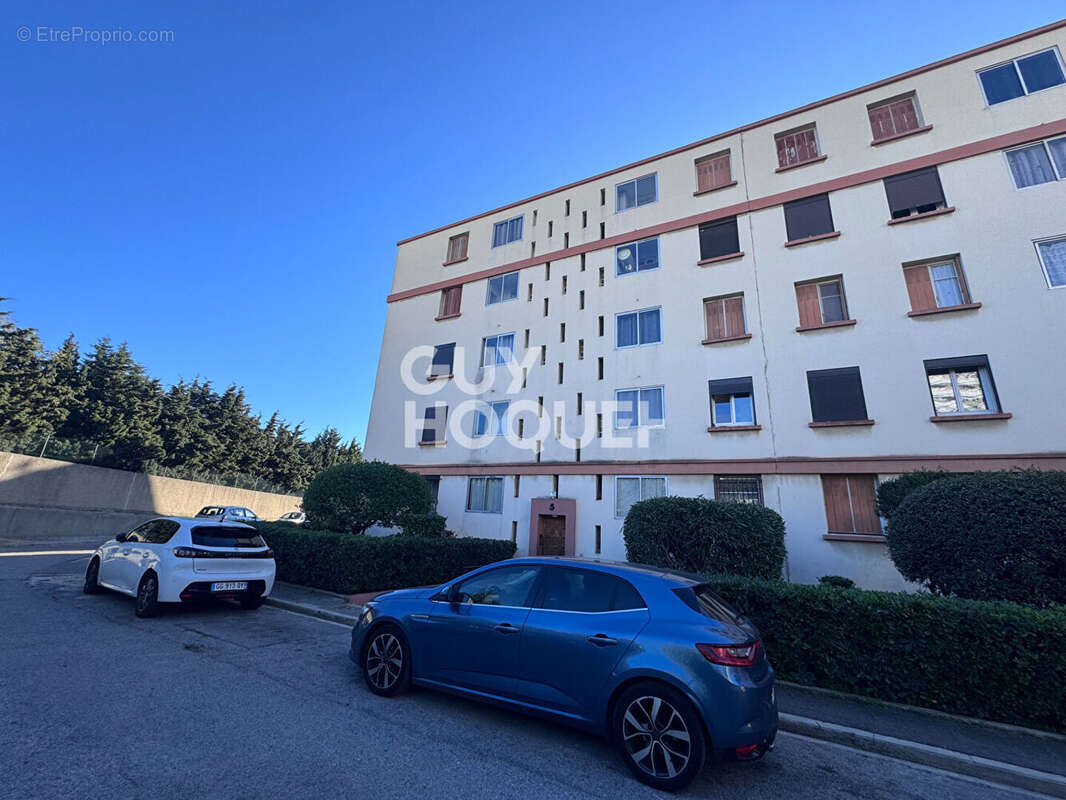 Appartement à MARSEILLE-14E