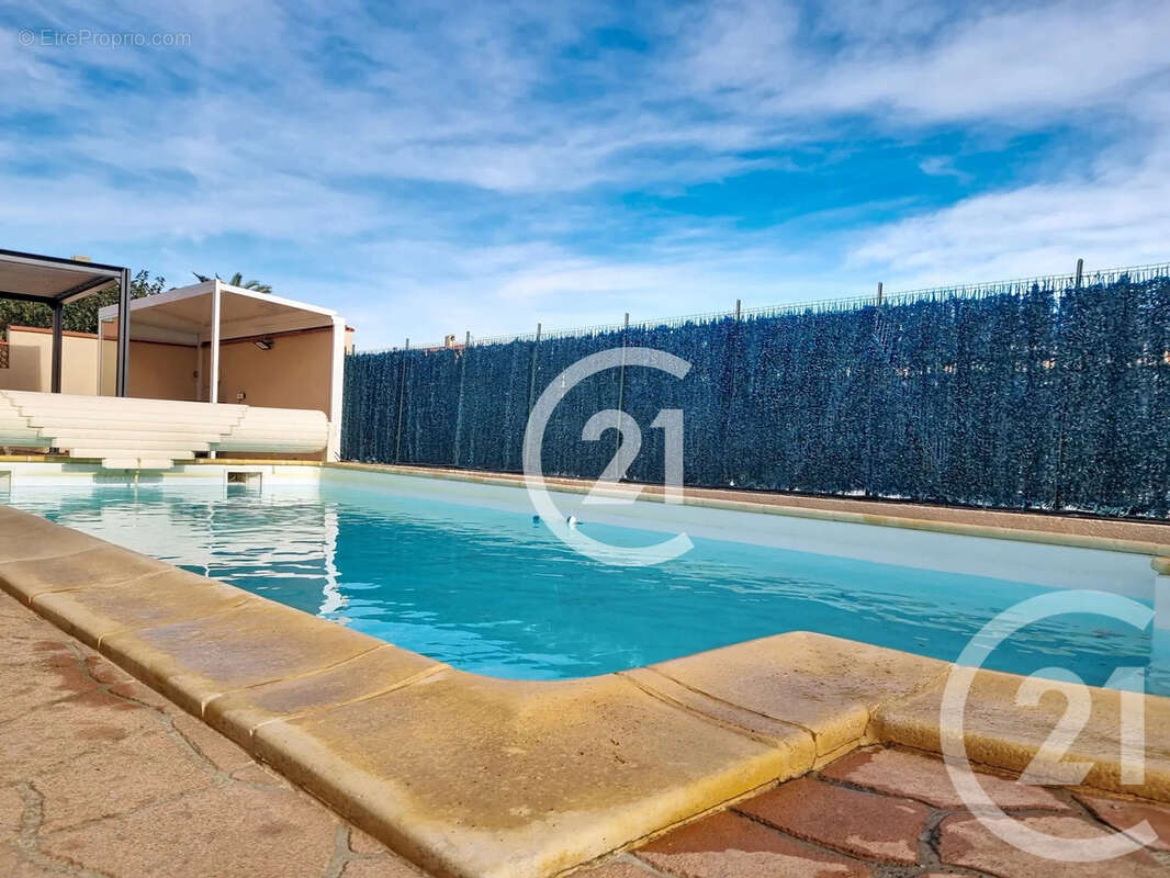 Maison à SAINT-CYPRIEN