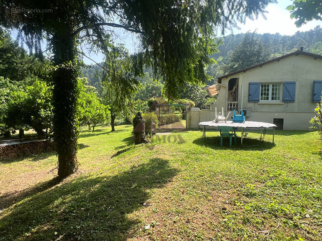 Maison à PEYREMALE