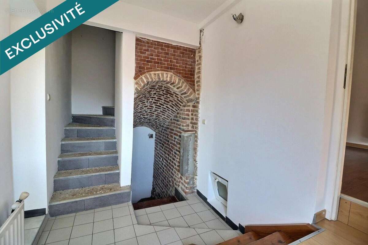 Maison 70 m² à Solesmes  - photo 2