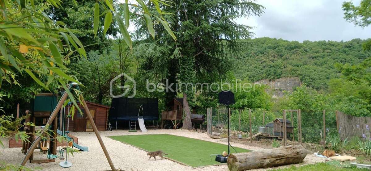 Maison à MOLIERES-SUR-CEZE