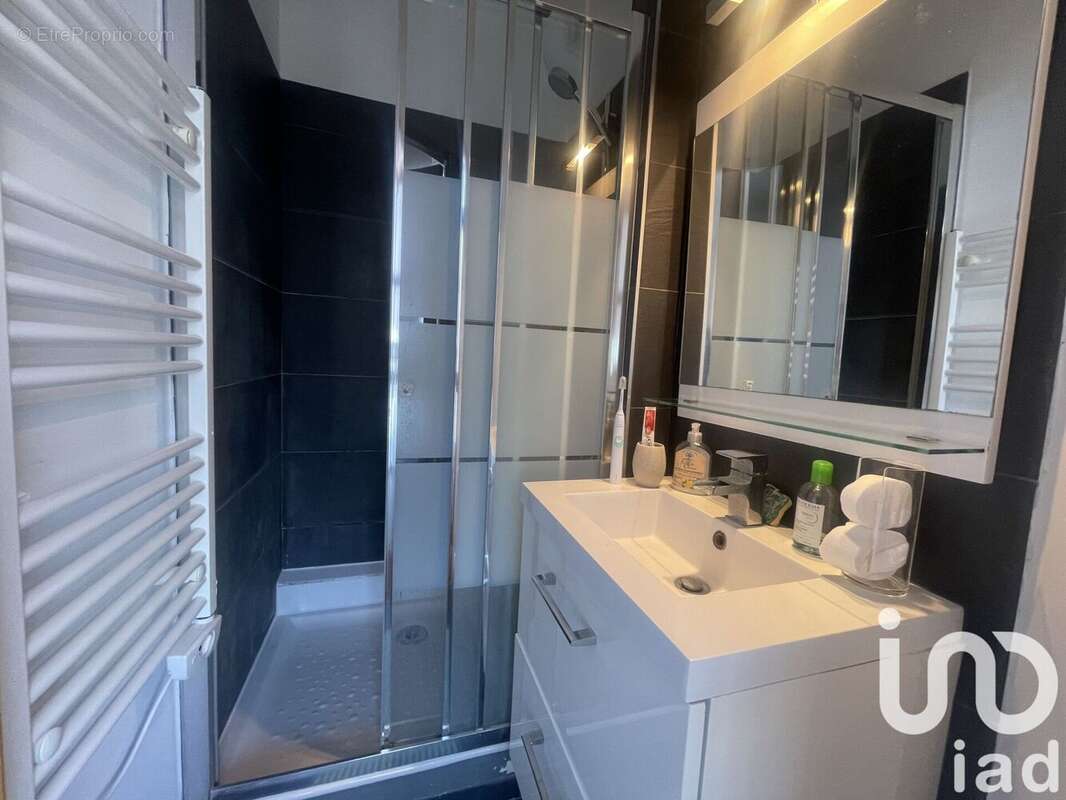 Photo 4 - Appartement à SAINT-MAUR-DES-FOSSES