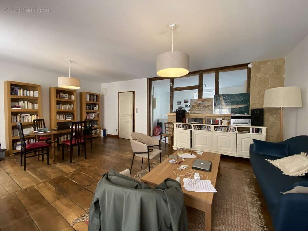 Appartement à SAINT-JUNIEN