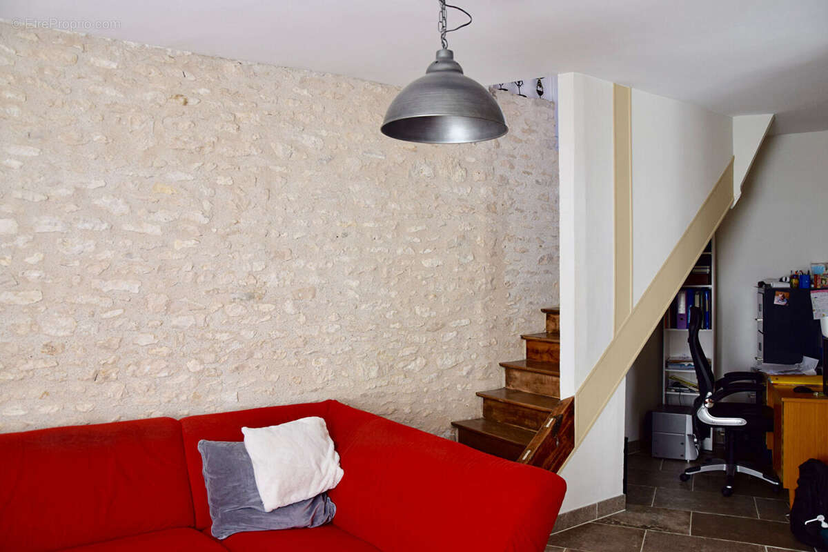 Maison à CHALETTE-SUR-LOING