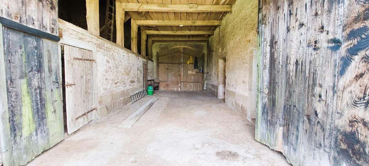 Maison à LUXEUIL-LES-BAINS