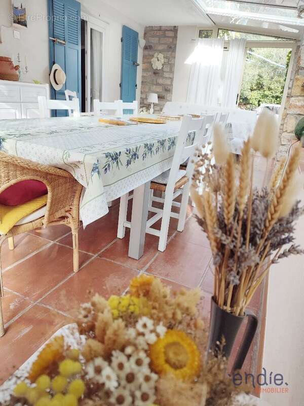 Maison à LORGUES