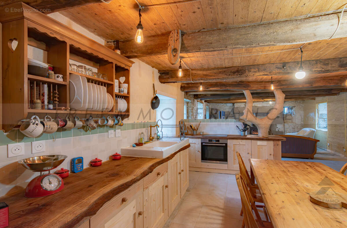 Maison à PLOUGUERNEAU