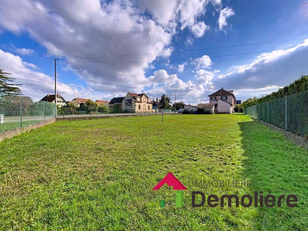 Terrain à DUTTLENHEIM
