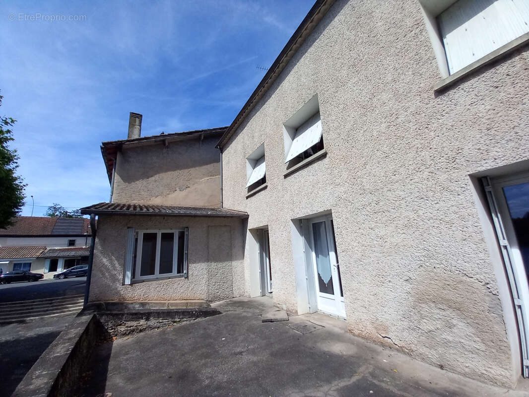 Maison à FUMEL