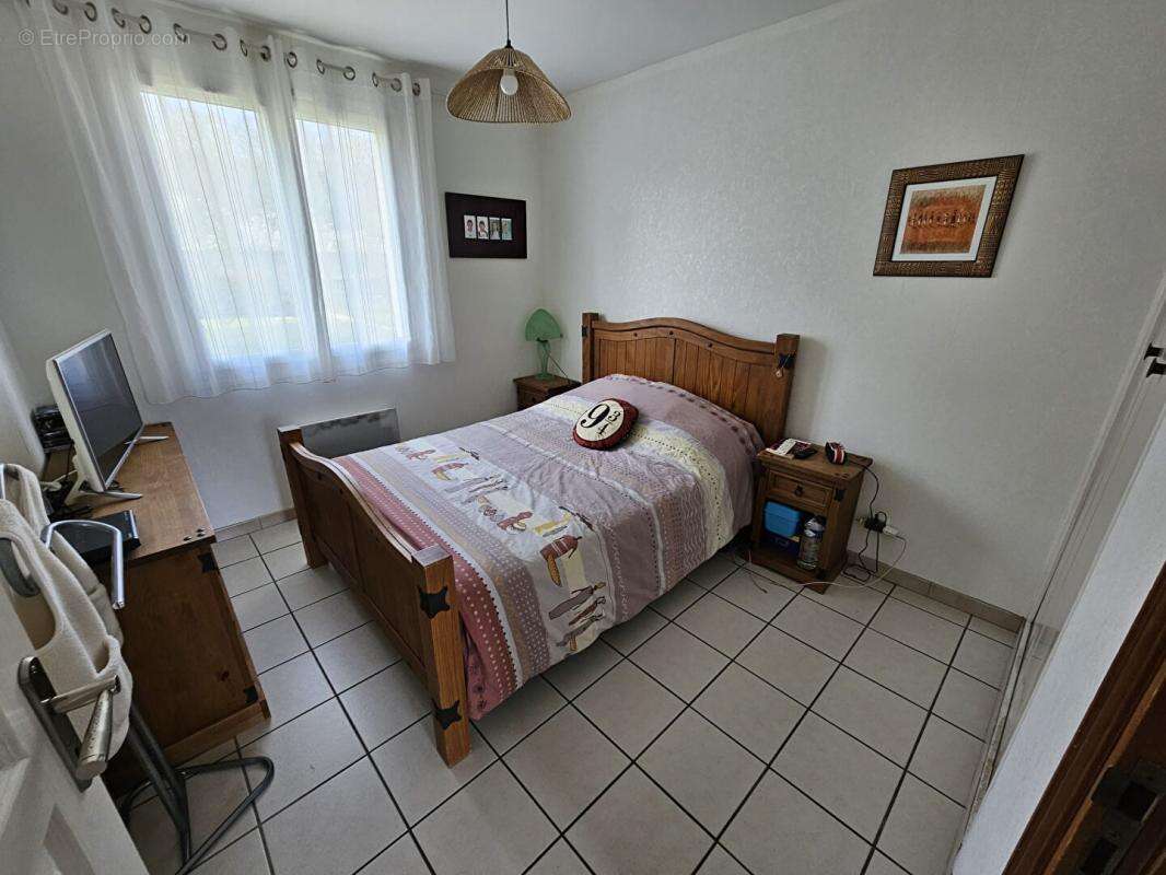 Maison à HOUDAN