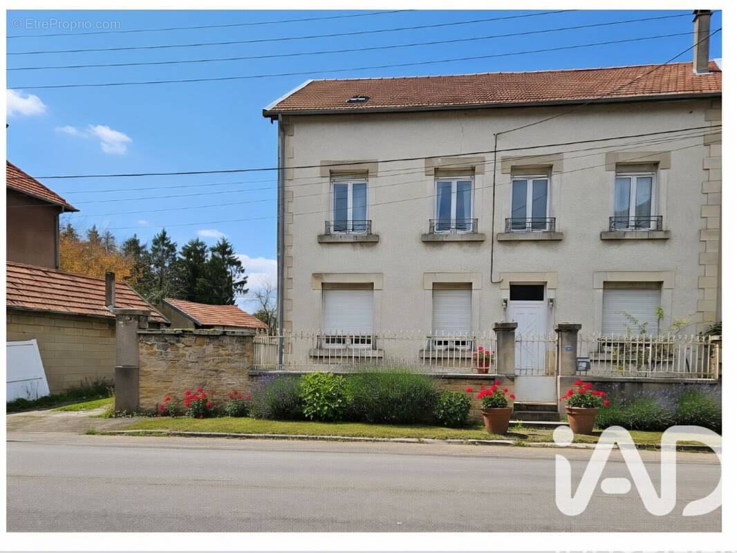 Photo 1 - Maison à ETAIN