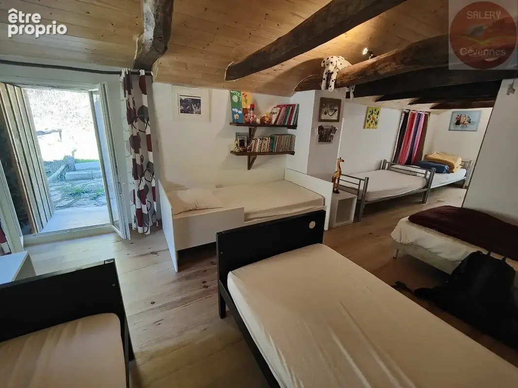 Charmante maison avec dépendances et vue dégagée - photo 9