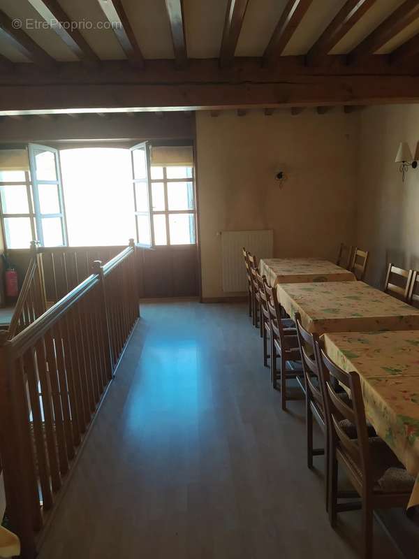 Commerce à VARACIEUX