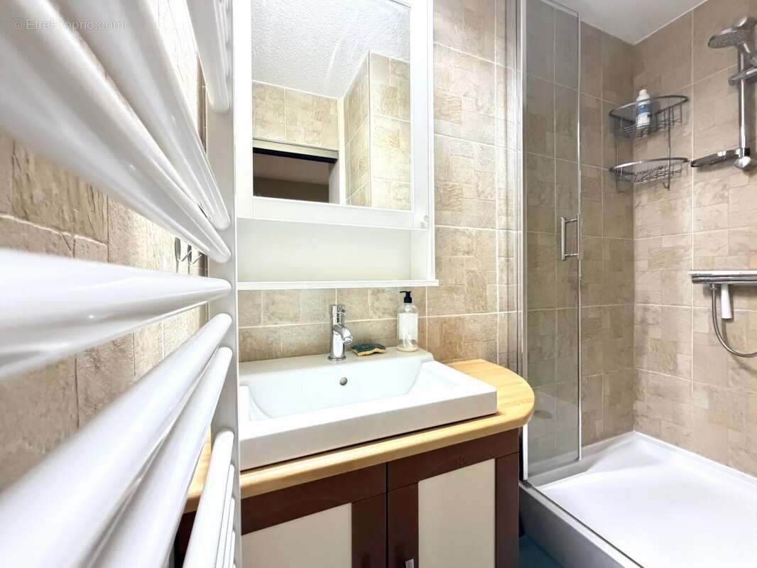 Appartement à SAINT-MICHEL-DE-CHAILLOL