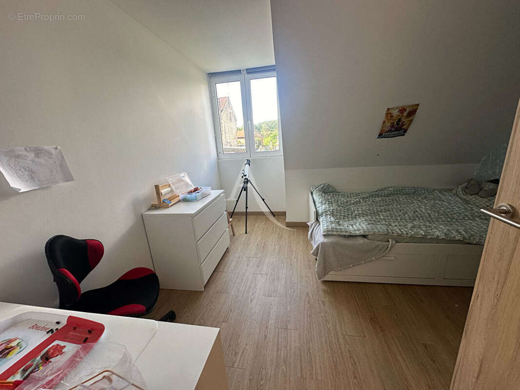 Maison à MARINES