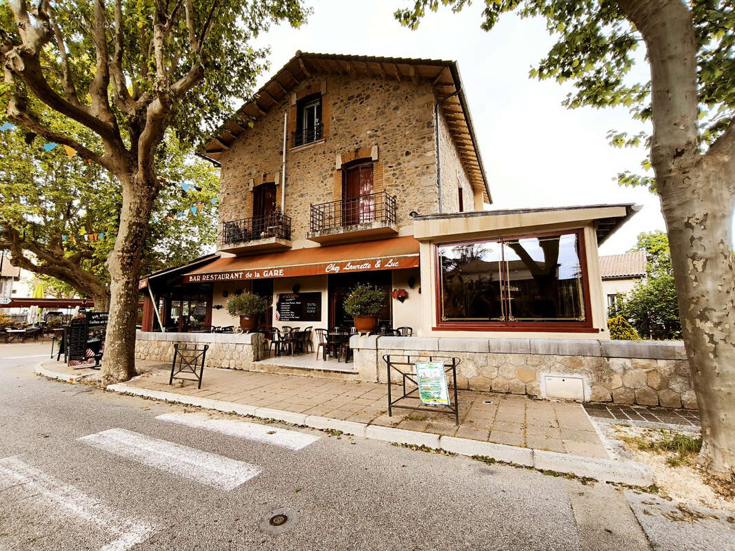 Commerce à SAINT-JEAN-DU-GARD