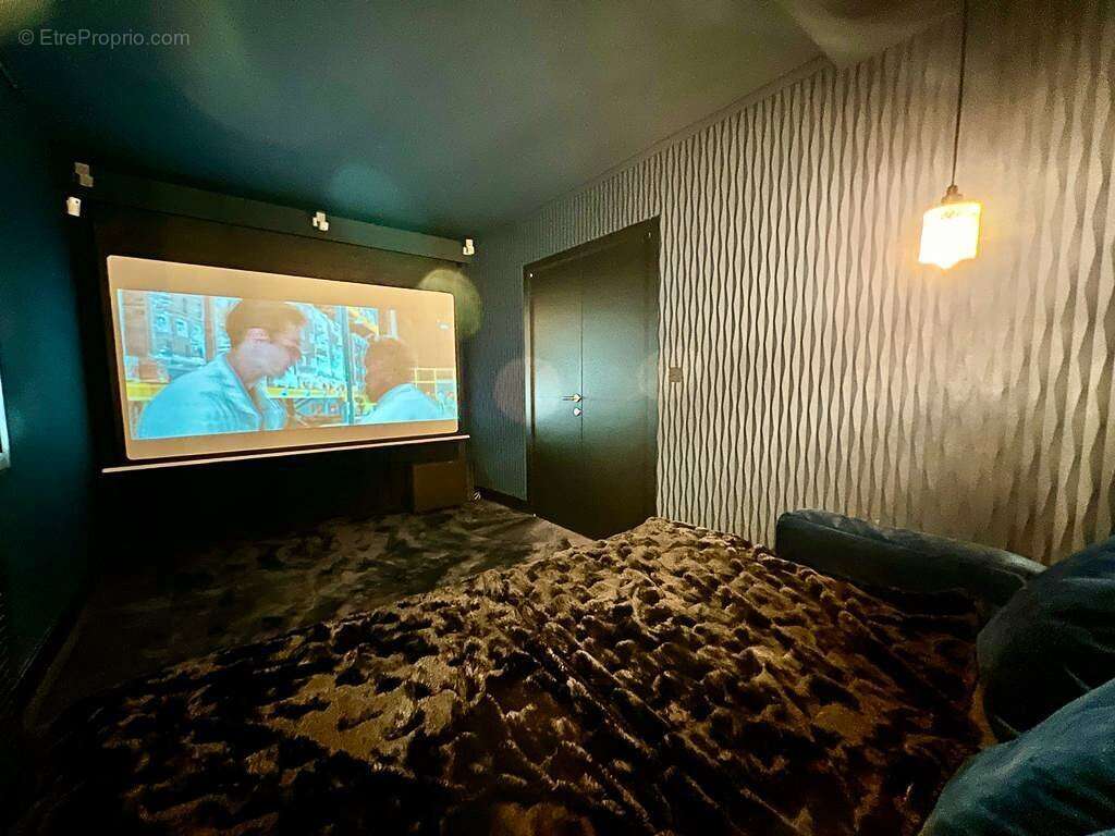 Maison à MENTHON-SAINT-BERNARD