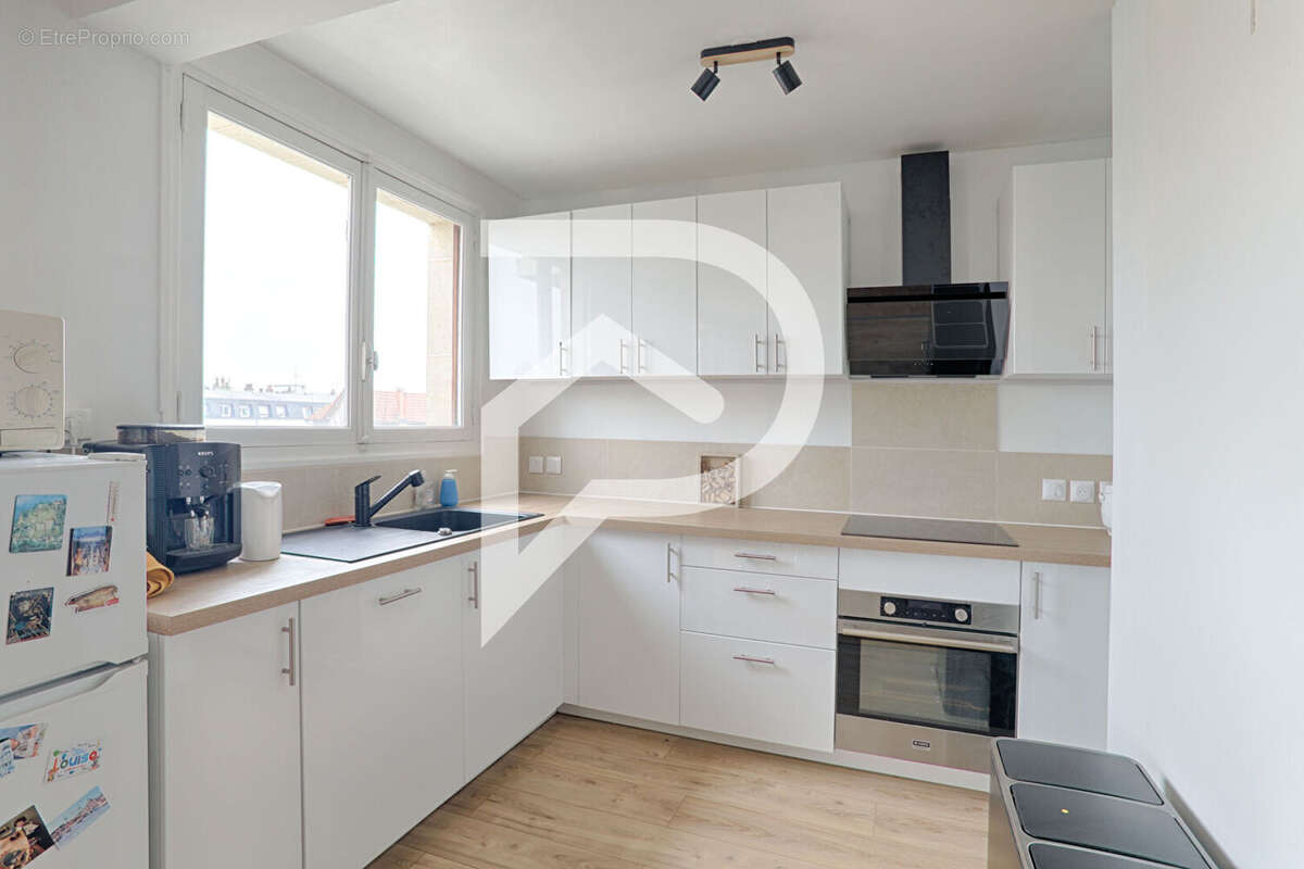 Appartement à COLOMBES
