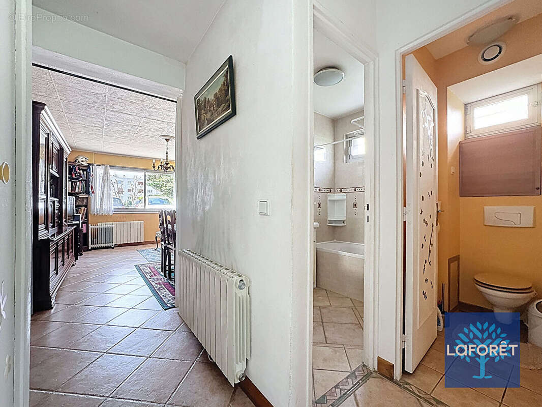 Appartement à CHILLY-MAZARIN