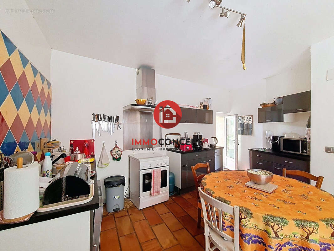 Maison à ROQUEMAURE