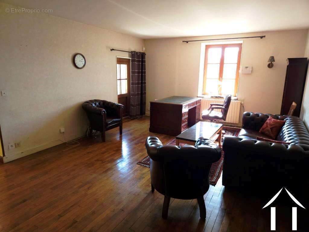 Maison à SAINTE-SABINE