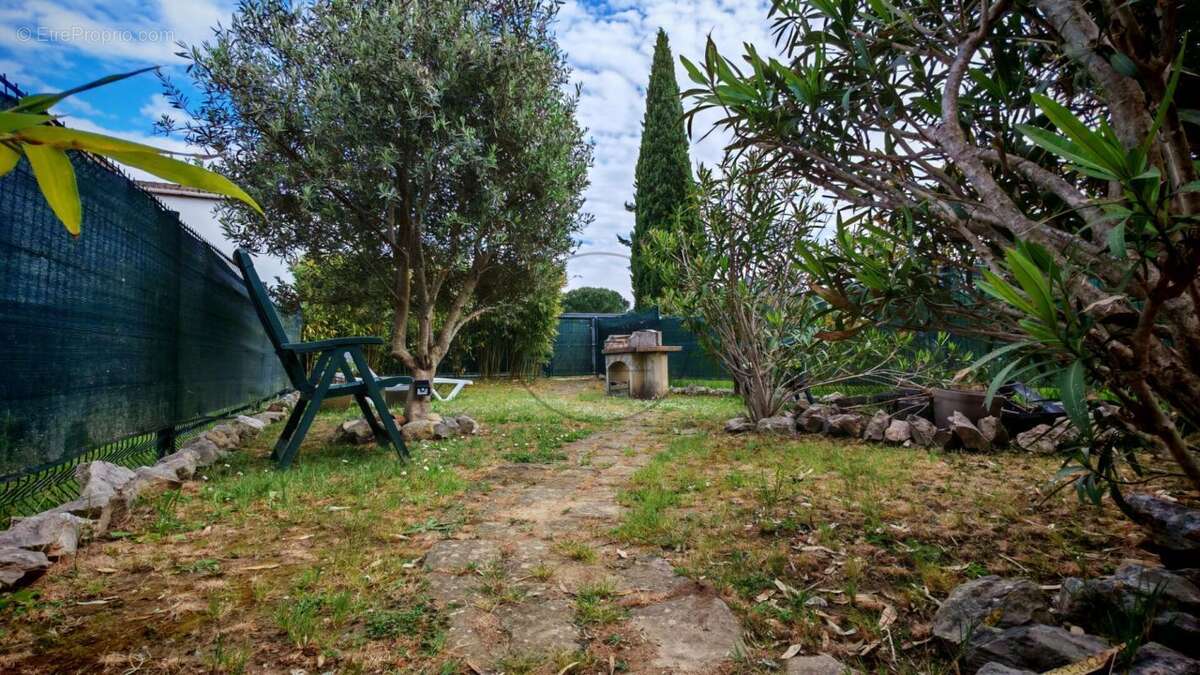 Appartement à vendre à la Résidence Les Cyprès à Ruoms - photo 2