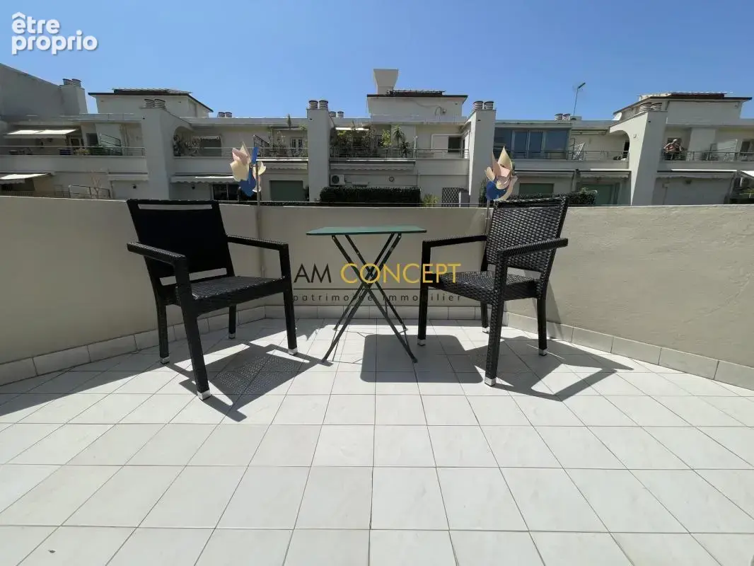 NICE proche Carré d'Or studio terrasse vue mer - photo 3