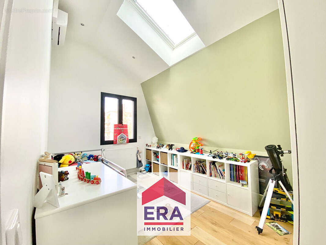 Maison à SARTROUVILLE