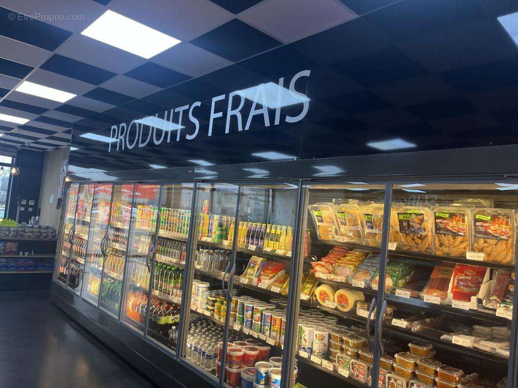 Commerce à TIGNIEU-JAMEYZIEU