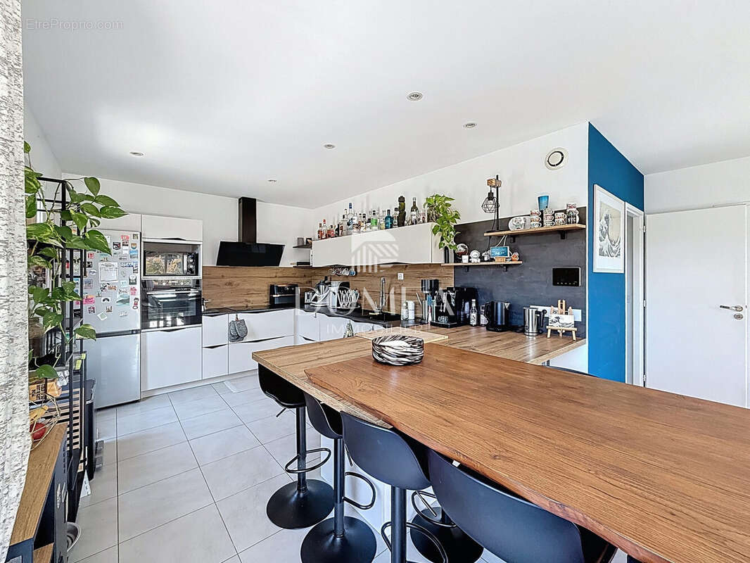 Maison à LE CRES