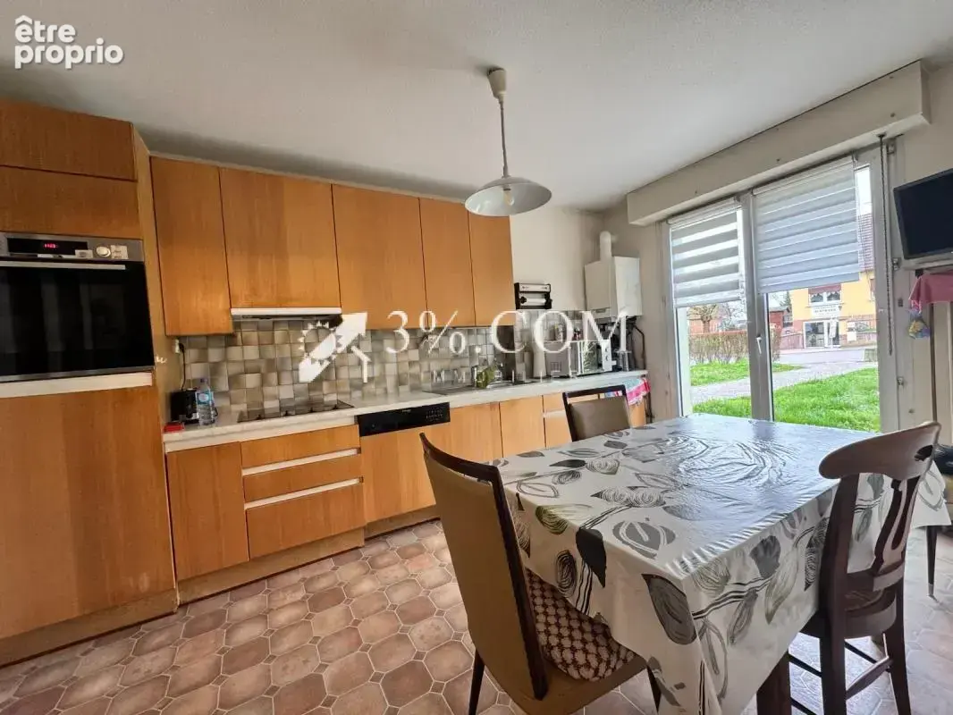 Grand appartement de 3 pièces  81m2  à rafraîchir  avec terr - photo 5