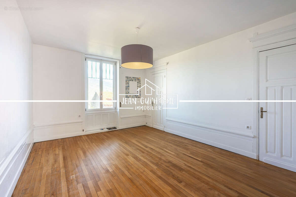 Maison à REMIREMONT