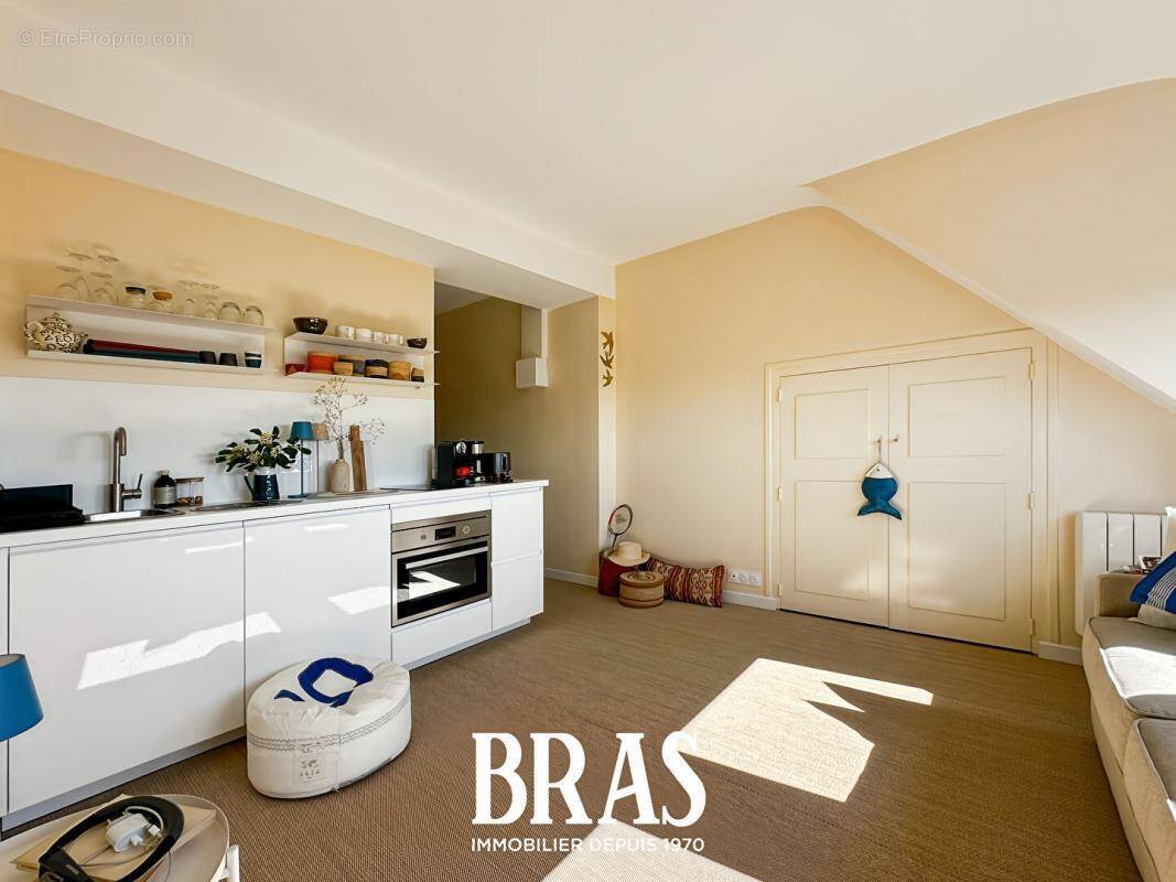 Appartement à LE POULIGUEN