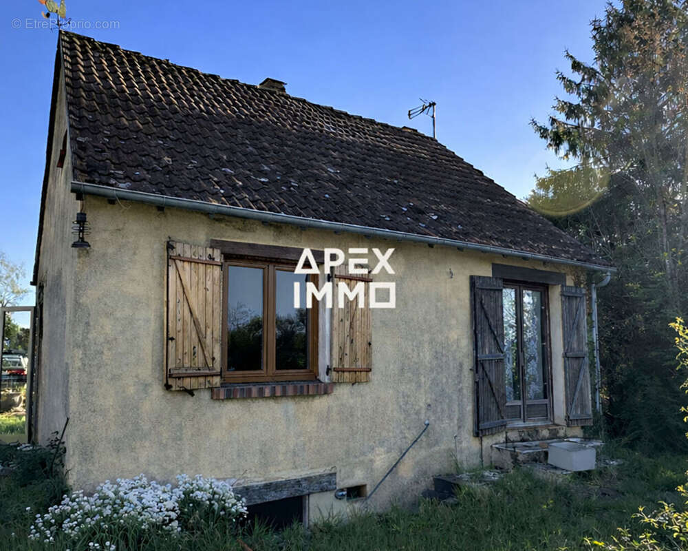 Maison à SAINT-MARTIN-D'ABBAT