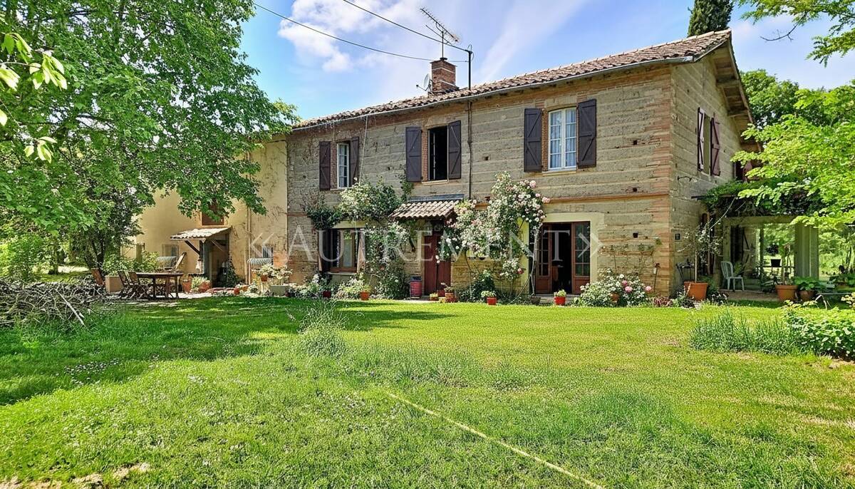Maison à SAINT-SULPICE