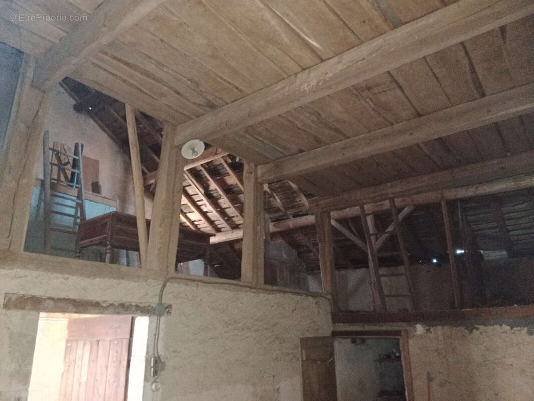 Maison à FOUGEROLLES